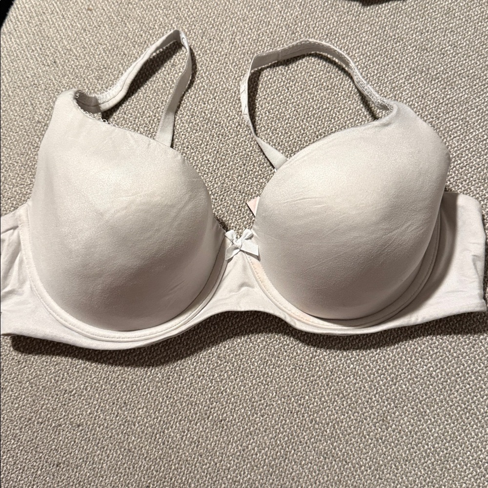 Victoria's Secret Body By Victoria lined Demi Bra in white 38 D